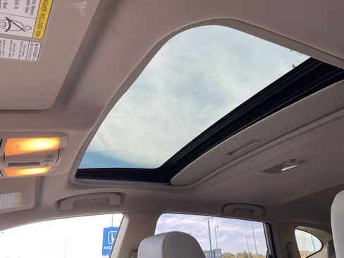 Used 2013 Nissan Rogue SL image 12