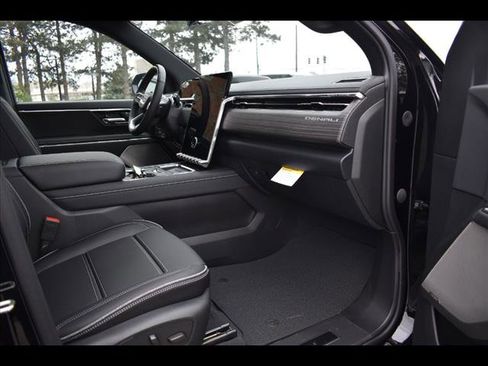 New 2025 GMC Sierra EV Denali image 5
