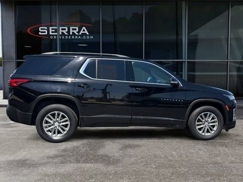 Used 2023 Chevrolet Traverse LT AWD/4WD image 6