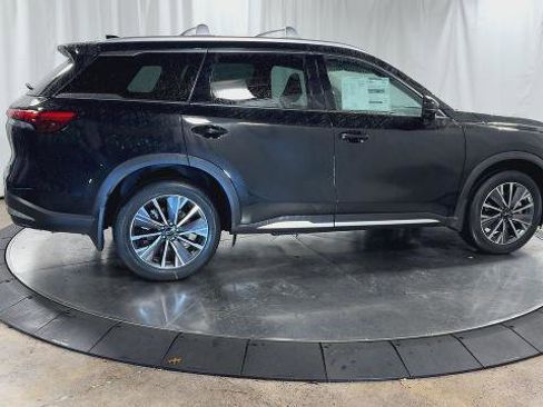 Certified 2026 INFINITI QX60 Luxe w/ Cargo Package image 9