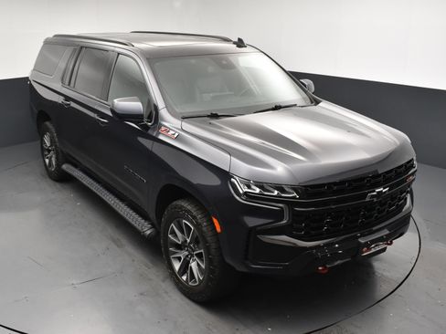 Used 2023 Chevrolet Suburban Z71 AWD/4WD image 21