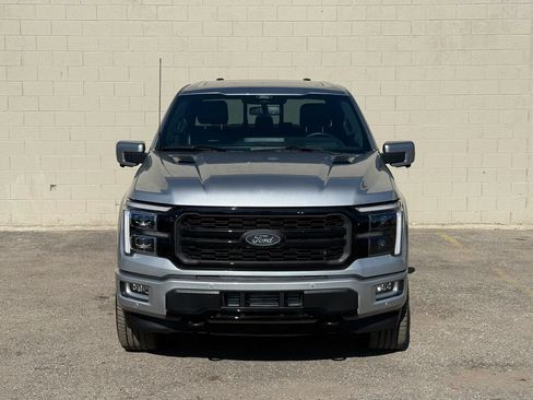 Used 2025 Ford F150 Platinum w/ Equipment Group 702A High AWD/4WD image 17