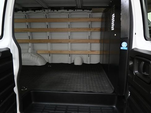 Used 2023 Chevrolet Express 2500 w/ Driver Convenience Package image 20