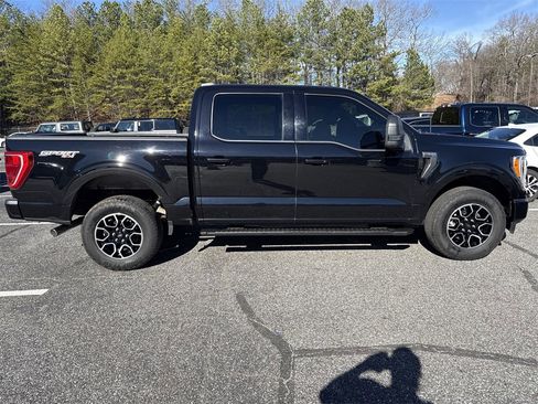 Used 2022 Ford F150 XLT w/ Equipment Group 302A High image 8