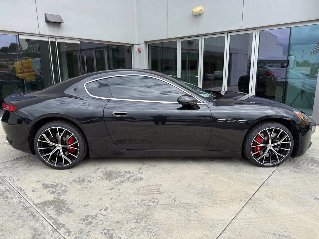 Certified 2024 Maserati GranTurismo Modena AWD/4WD image 2