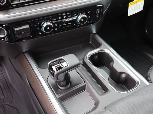 New 2026 GMC Sierra 1500 SLT w/ SLT Premium Plus Package image 18