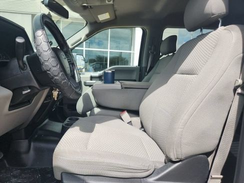 Used 2016 Ford F150 XLT w/ Equipment Group 302A Luxury RWD image 15