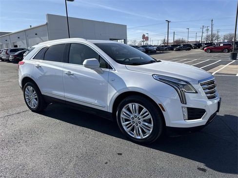 Used 2019 Cadillac XT5 Premium Luxury image 8