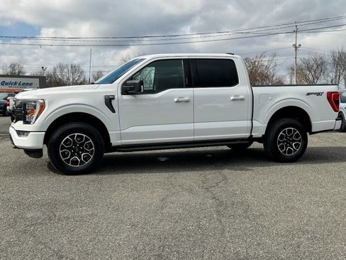 Used 2022 Ford F150 XLT w/ Equipment Group 302A High AWD/4WD image 6