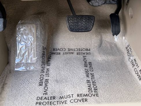 Used 2010 Toyota Highlander Limited AWD/4WD image 9