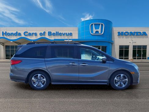 Certified 2019 Honda Odyssey Touring image 10