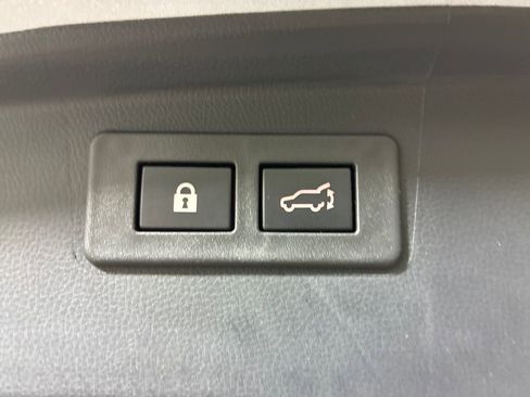 Certified 2023 Subaru Outback Limited XT image 29