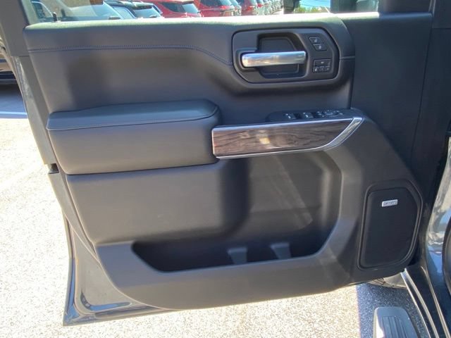 Used 2020 Chevrolet Silverado 2500 LTZ w/ Technology Package AWD/4WD image 11