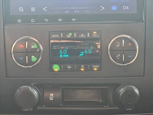Used 2013 Chevrolet Silverado 1500 LT w/ All-Star Edition AWD/4WD image 30