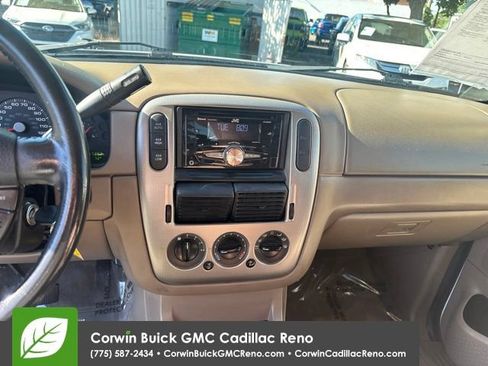 Used 2004 Ford Explorer XLT AWD/4WD image 19