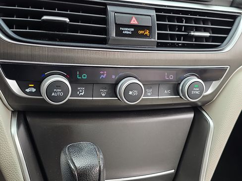 Used 2020 Honda Accord LX image 18