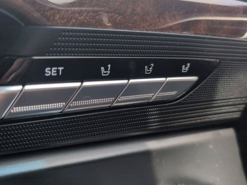 Used 2019 Genesis G90 3.3T Premium AWD/4WD image 11