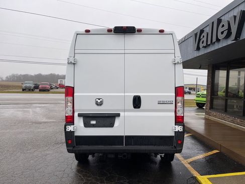 New 2025 RAM ProMaster 2500 FWD image 4