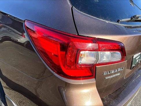 Used 2019 Subaru Outback 2.5i Limited image 27