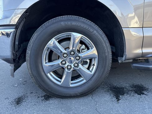 Used 2019 Ford F150 XLT w/ Equipment Group 302A Luxury image 5