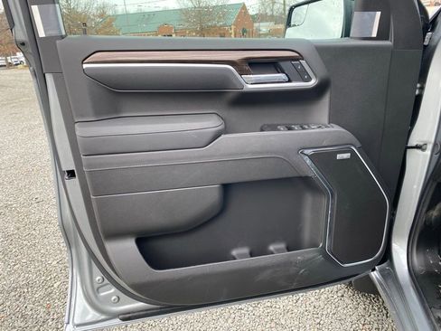 New 2026 Chevrolet Silverado 1500 RST w/ Convenience Package II AWD/4WD image 9
