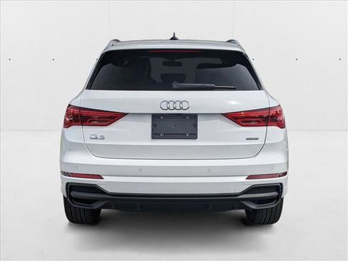 New 2025 Audi Q3 2.0T Premium image 7