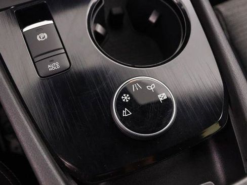 Used 2025 Nissan Altima 2.5 SV w/ SV Special Edition Package image 19