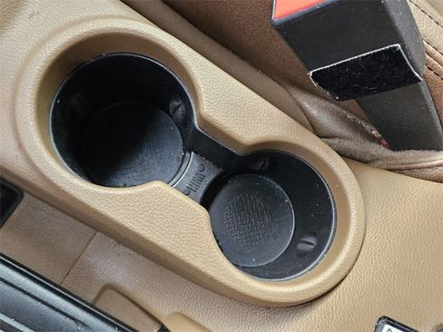 Used 2018 Jeep Wrangler Unlimited Sahara image 24