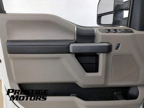 Used 2022 Ford F250 XLT w/ XLT Value Package AWD/4WD image 22