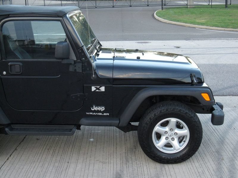 Used 2004 Jeep Wrangler X w/ Wheel Plus Group AWD/4WD image 10