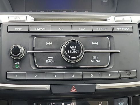 Used 2017 Honda Accord LX image 25