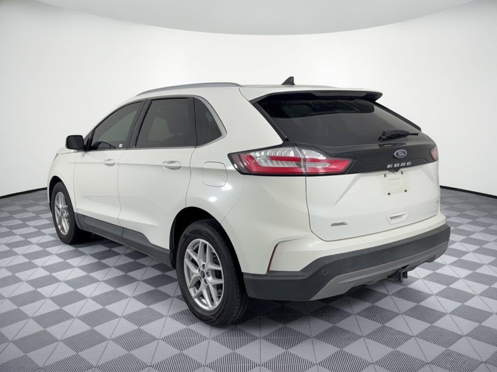 Used 2022 Ford Edge SEL w/ Convenience Package AWD/4WD image 3