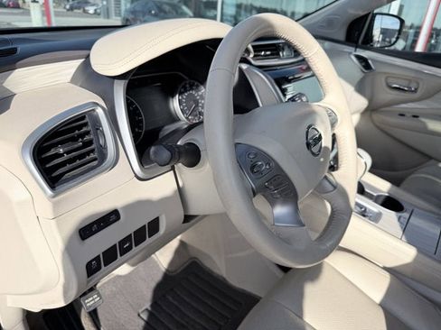 Used 2015 Nissan Murano SL w/ SL Technology Package image 17