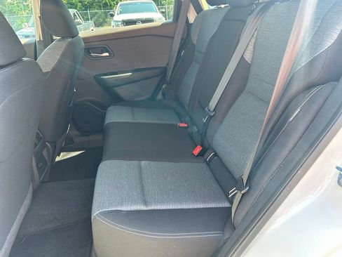 Used 2023 Nissan Rogue SV AWD/4WD image 20