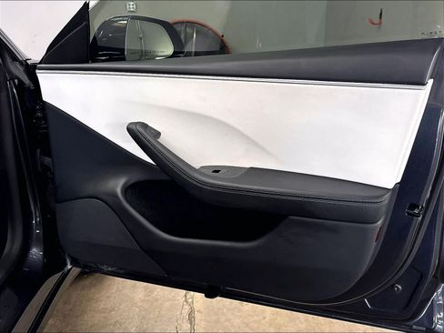 Used 2025 Tesla Model 3 RWD image 25