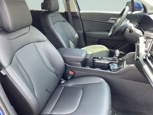 Used 2023 Kia Sportage SX FWD image 11