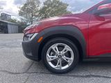 Used 2022 Hyundai Kona SEL image 2