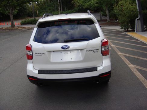 Used 2014 Subaru Forester 2.0XT Premium image 10