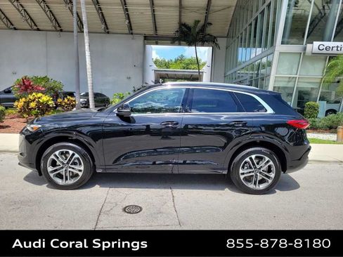 Certified 2025 Audi Q5 Premium w/ Convenience Package AWD/4WD image 5