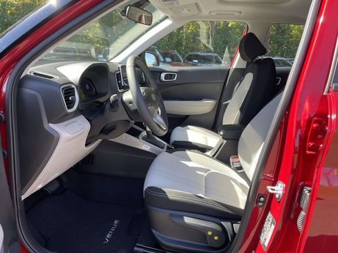 New 2026 Hyundai Venue SEL FWD image 16