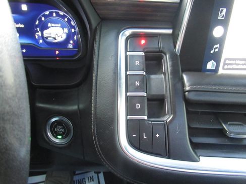 Used 2022 Chevrolet Tahoe High Country image 33