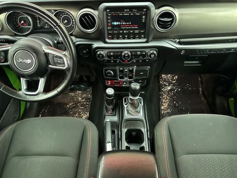 Used 2018 Jeep Wrangler Unlimited Rubicon image 3