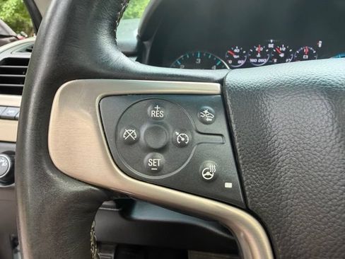Used 2017 GMC Yukon Denali AWD/4WD image 14