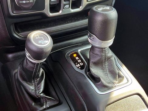 Certified 2024 Jeep Wrangler Unlimited Sport AWD/4WD image 25