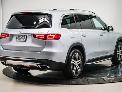 Used 2022 Mercedes-Benz GLS 450 4MATIC image 4
