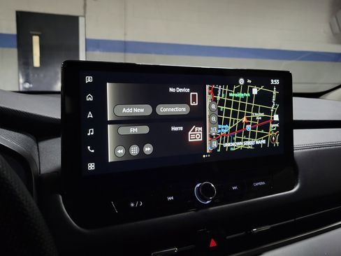 Used 2025 Mitsubishi Outlander SE image 29