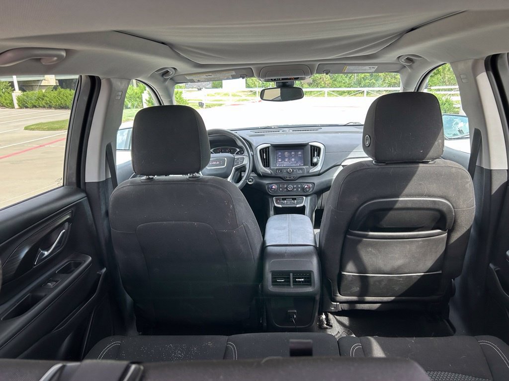 Used 2022 GMC Terrain SLE w/ Driver Convenience Package FWD image 11