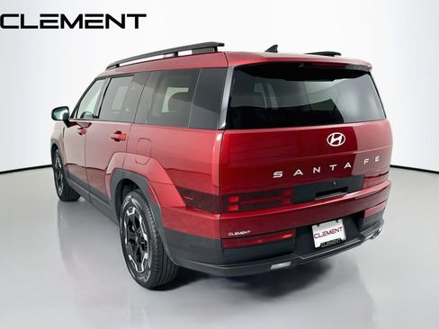 Certified 2025 Hyundai Santa Fe SEL FWD image 10