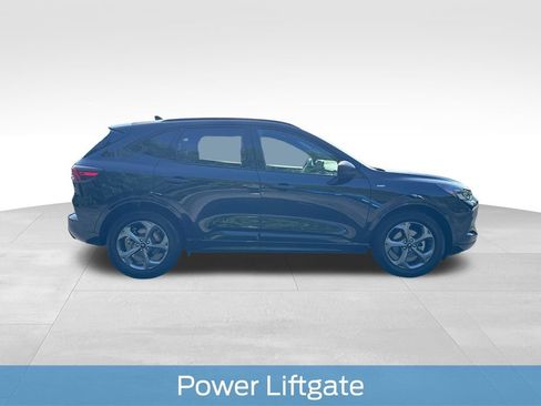 Used 2024 Ford Escape ST-Line w/ Tech Pack #1 FWD image 9