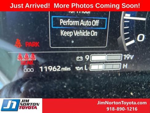 Used 2023 Toyota Tundra Limited image 13